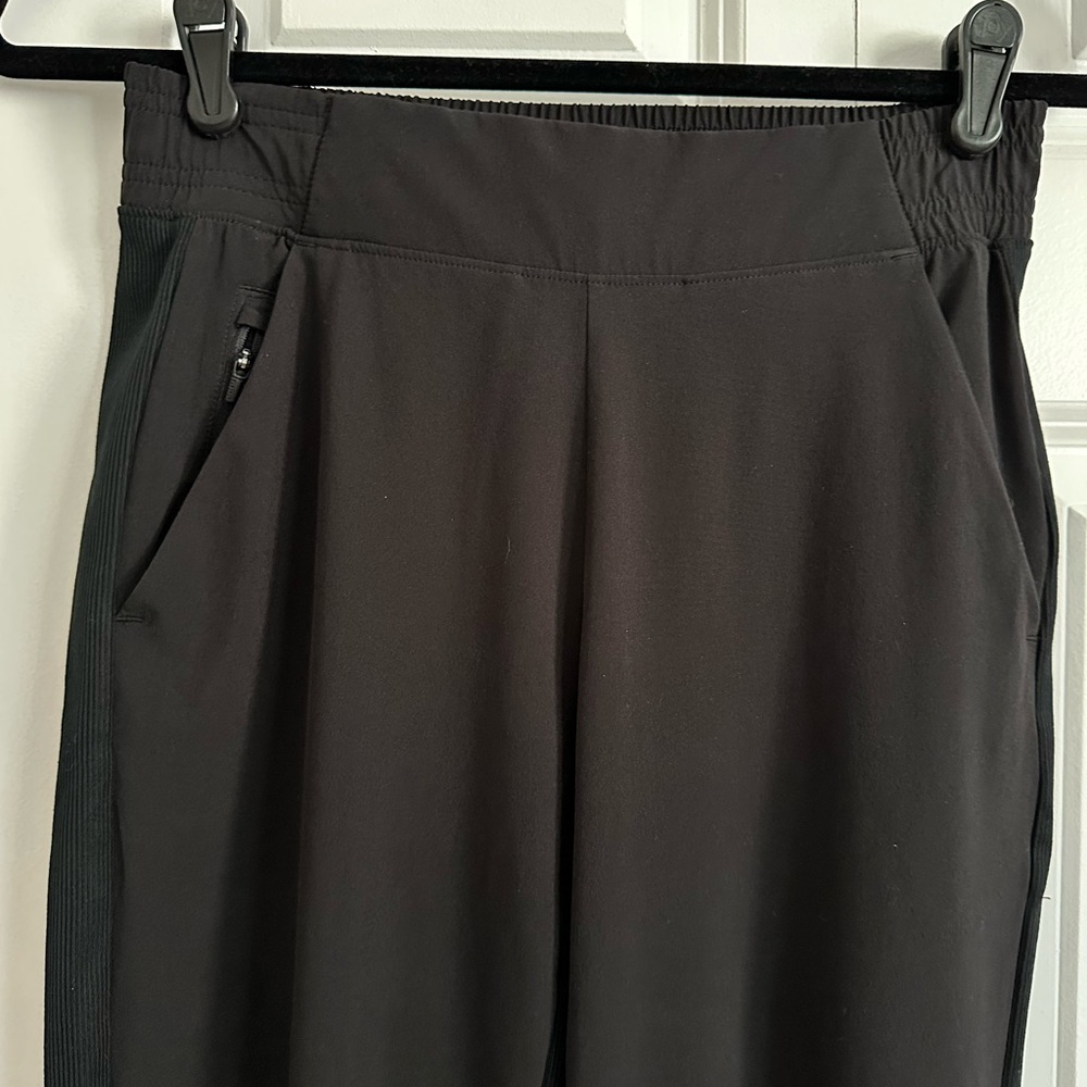 Athleta Brooklyn Legacy Mid Rise Jogger Black 0 - Picture 5 of 7
